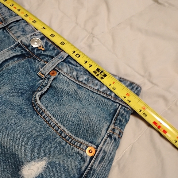 Divided | Womans Blue Jean Distressed Shorts - Picture 4 of 9